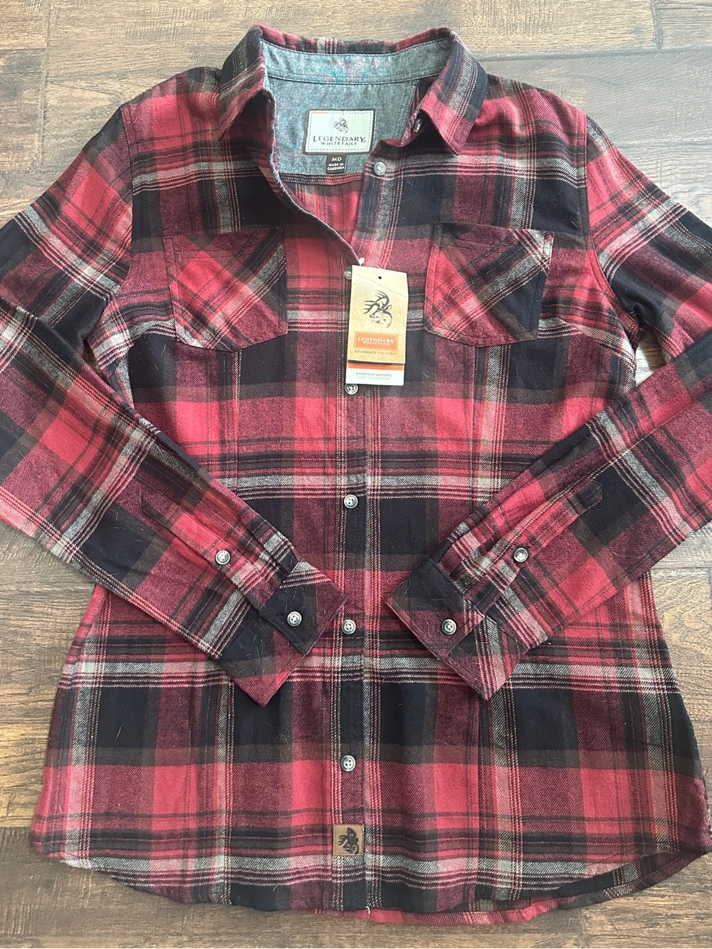 Legendary Whitetails Women’s Red Plaid Flannel Shirt NWT Medium 100% Cotton